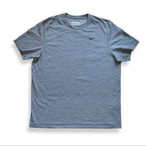 Nike Mini Swoosh T-shirt